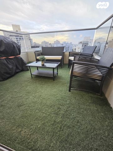 דירה, יפה אברהם 1, קרית רבין, חולון