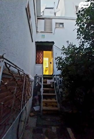 דירה, לוחמי הגטאות 48, דרום, צפת