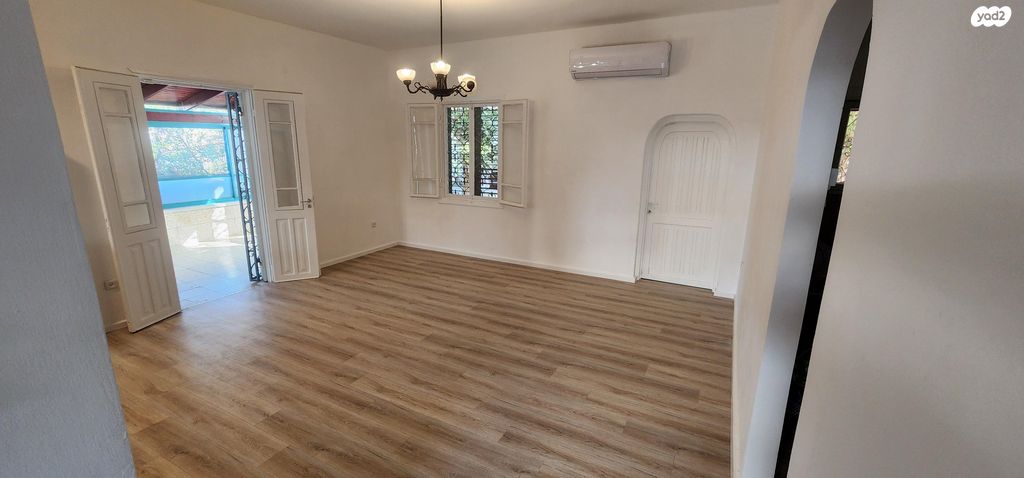 בית פרטי/ קוטג', רמב"ם 68, שעריים, רחובות