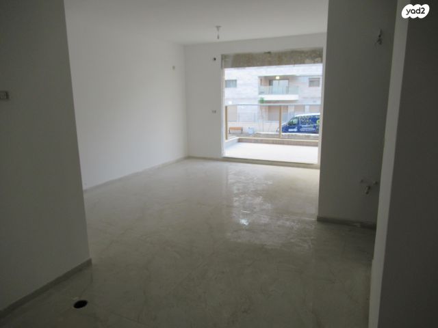 דירה, הנרקיסים 2, רכסים, רכסים