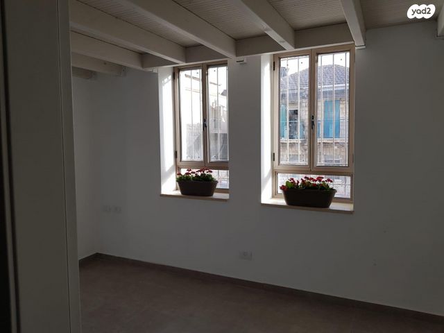 דירה, מצפה 33, מחנה יהודה - לב העיר, ירושלים