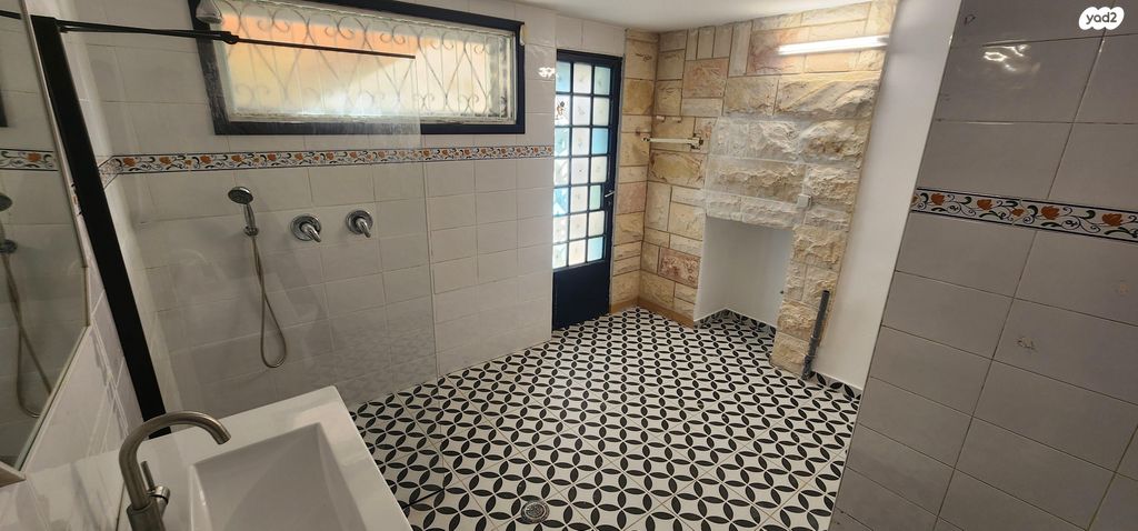 בית פרטי/ קוטג', רמב"ם 68, שעריים, רחובות