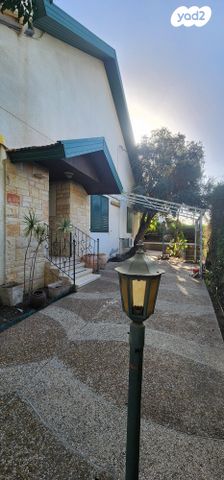 בית פרטי/ קוטג', רמב"ם 68, שעריים, רחובות