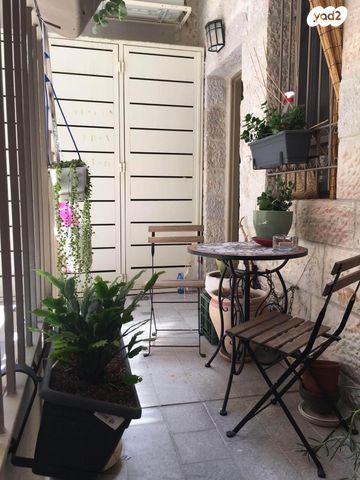 דירה, מצפה 33, מחנה יהודה - לב העיר, ירושלים