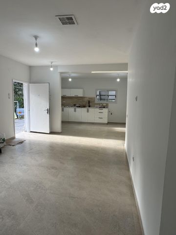 משק חקלאי/ נחלה, האיכרים 57, שפיר, שפיר