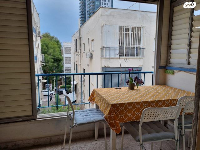 ארלוזורוב 49