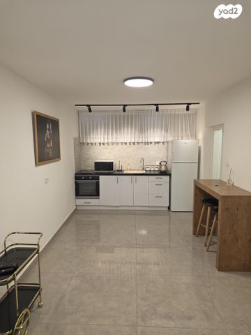 רחבעם זאבי 2