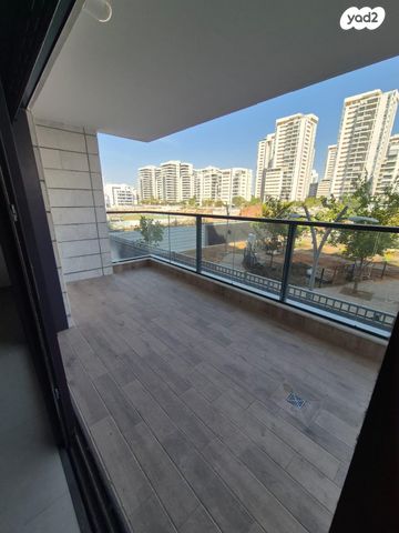 הרב שלום שבזי 223