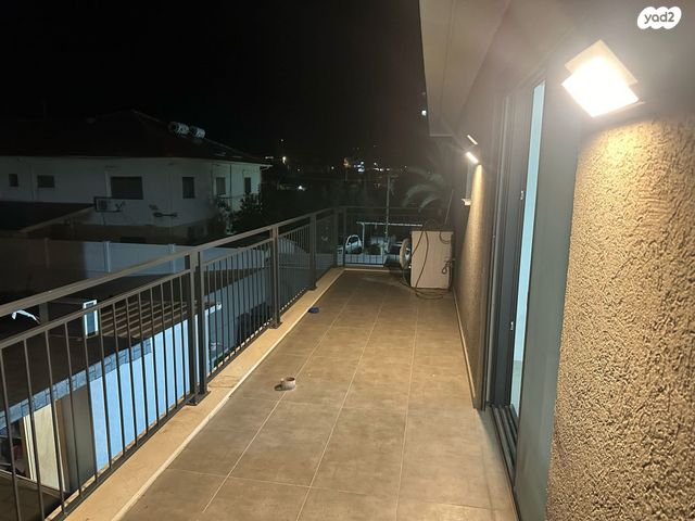 יחידת דיור, המייסדים 1, פוריה נווה עובד, פוריה נווה עובד