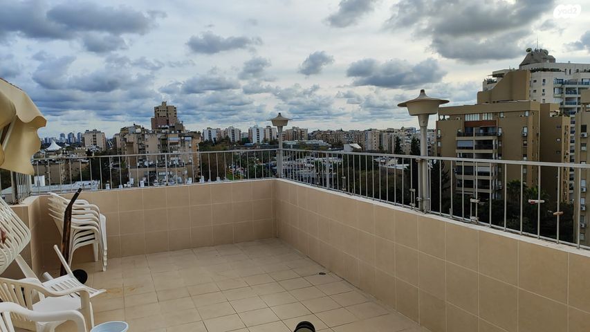 דירה, משה שרת 11, קרית שרת מזרח, חולון