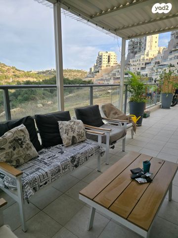 דירה, שוהם 44, אבני חן, חריש