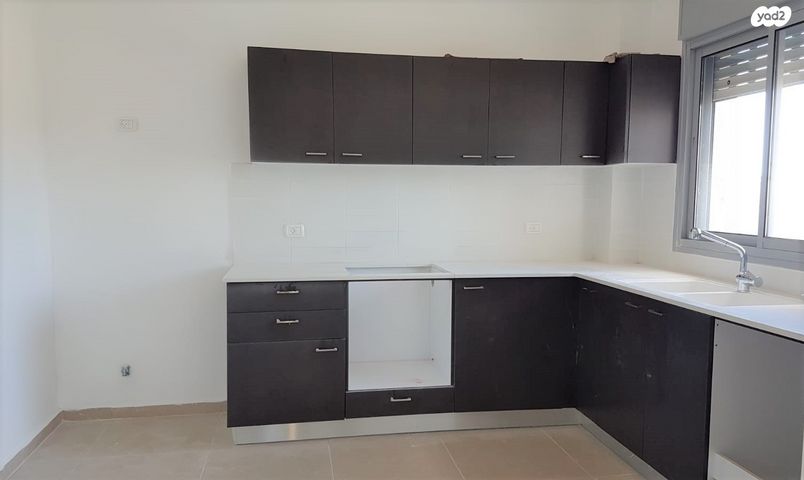 דירה, שוהם 62, אבני חן, חריש