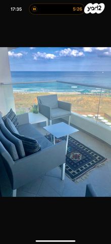 הרצל רוזנבלום 12