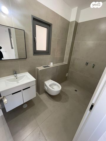 דירה, ירמיהו הלפרין 6, מרכז העיר דרום, נתניה