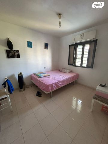 דירה, שדרות דוד רזיאל 36, בן גוריון, רמלה