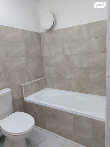 יחידת דיור, האצ"ל 16, רובע ב', אריאל