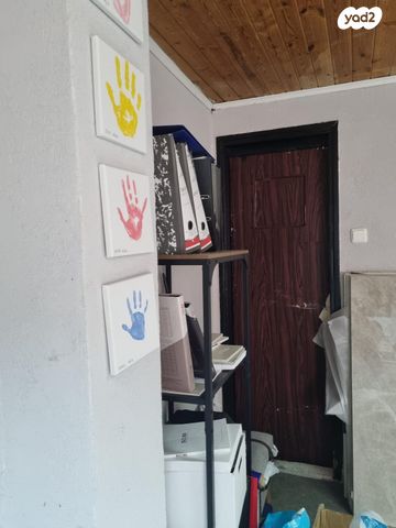 מחסן, הבעש"ט 27, נאות רחל, חולון