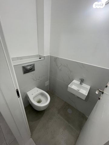 דירה, ירמיהו הלפרין 6, מרכז העיר דרום, נתניה