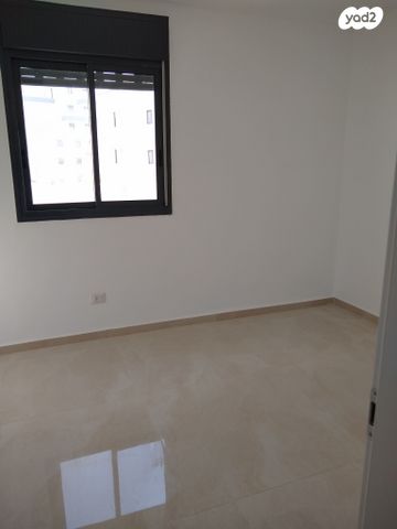 רב המנונא 12