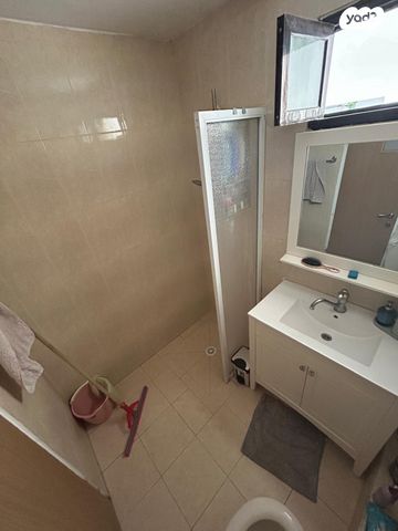 דירה, שדרות דוד רזיאל 36, בן גוריון, רמלה