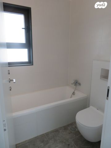 דירה, שדרות רמות 1, רמות, ירושלים