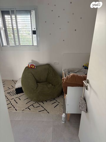 דו משפחתי, אוסישקין 81, אלון, רמת השרון