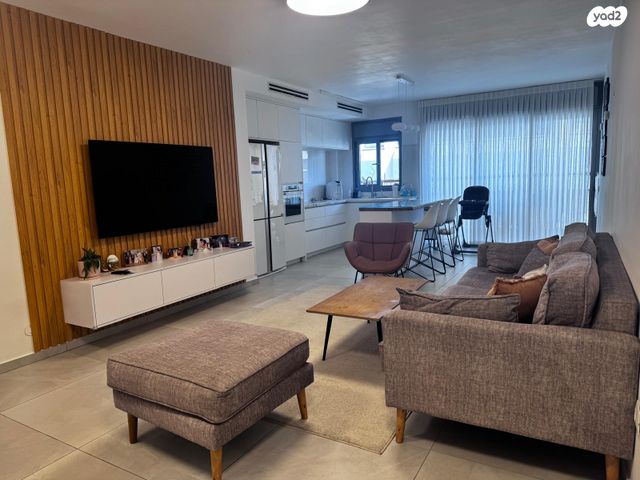 יהושע חנקין 43