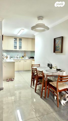 דירה, גבעת התחמושת 14, קרית שרת מערב, חולון