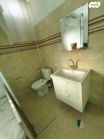 דירה, אהרונוביץ' 3, פועלים א, כפר סבא