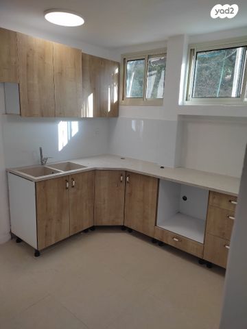 דירה, הרצל 134, דרום, צפת