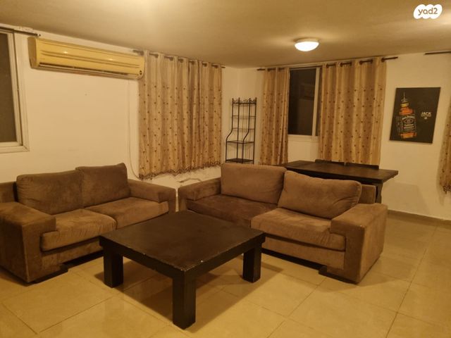 יחידת דיור, הגורן 17, קציר, קציר