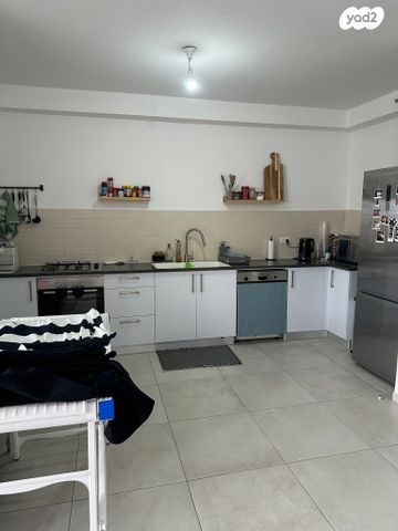 דירה, נעמי שמר 7, גלי ים, קרית ים