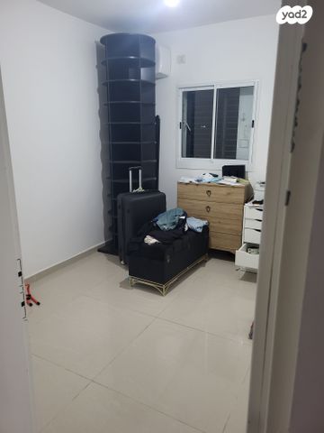 דירה, יהודה לייב פינסקר 99, קרול, פתח תקווה