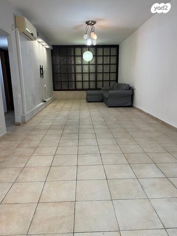 דירה, קרל נטר 26, אברמוביץ', ראשון לציון