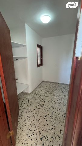 דירה, האיריס 6, שכונה 14, תל מונד