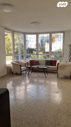 כיכר הבימה 1