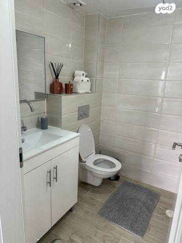 דירה, נעמי שמר 7, גלי ים, קרית ים