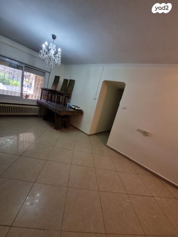 מבוא דב בר יקר 8