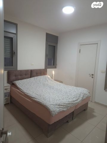 דירה, שמואל הנגיד 10, גרין ועם, חולון