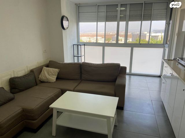 דירה, פרץ 28, תל חנן, נשר