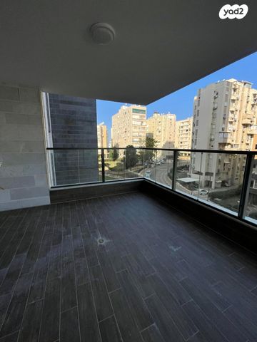 דירה, ירמיהו הלפרין 6, מרכז העיר דרום, נתניה