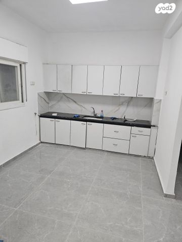 שדרות הציונות 28