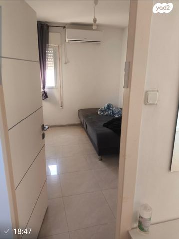 שדרות מונטיפיורי 18