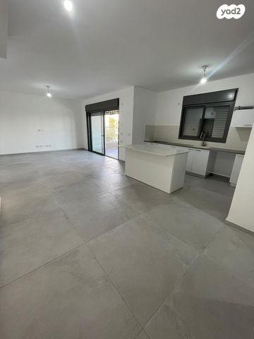 דירה, ירמיהו הלפרין 6, מרכז העיר דרום, נתניה