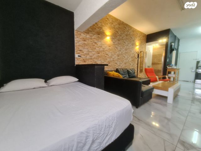 דירת גן, רש"י 7, מוצקין הותיקה, קרית מוצקין