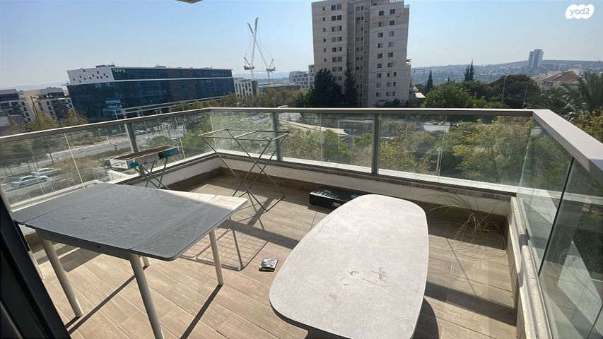 דירה, יגאל ידין 11, המגינים, מודיעין מכבים רעות