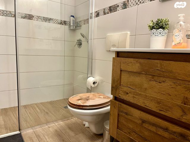 דירה, שדרות ירושלים 15, צפון יפו, המושבה האמריקאית-גרמנית, תל אביב יפו