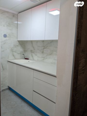 דירה, הטיילת 5, רובע א', אשדוד