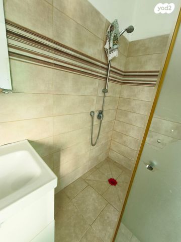 דירה, אהרונוביץ' 3, פועלים א, כפר סבא