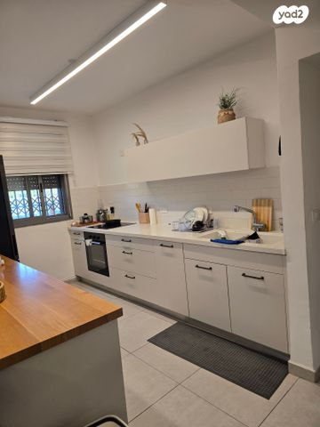 דירה, שוהם 44, אבני חן, חריש